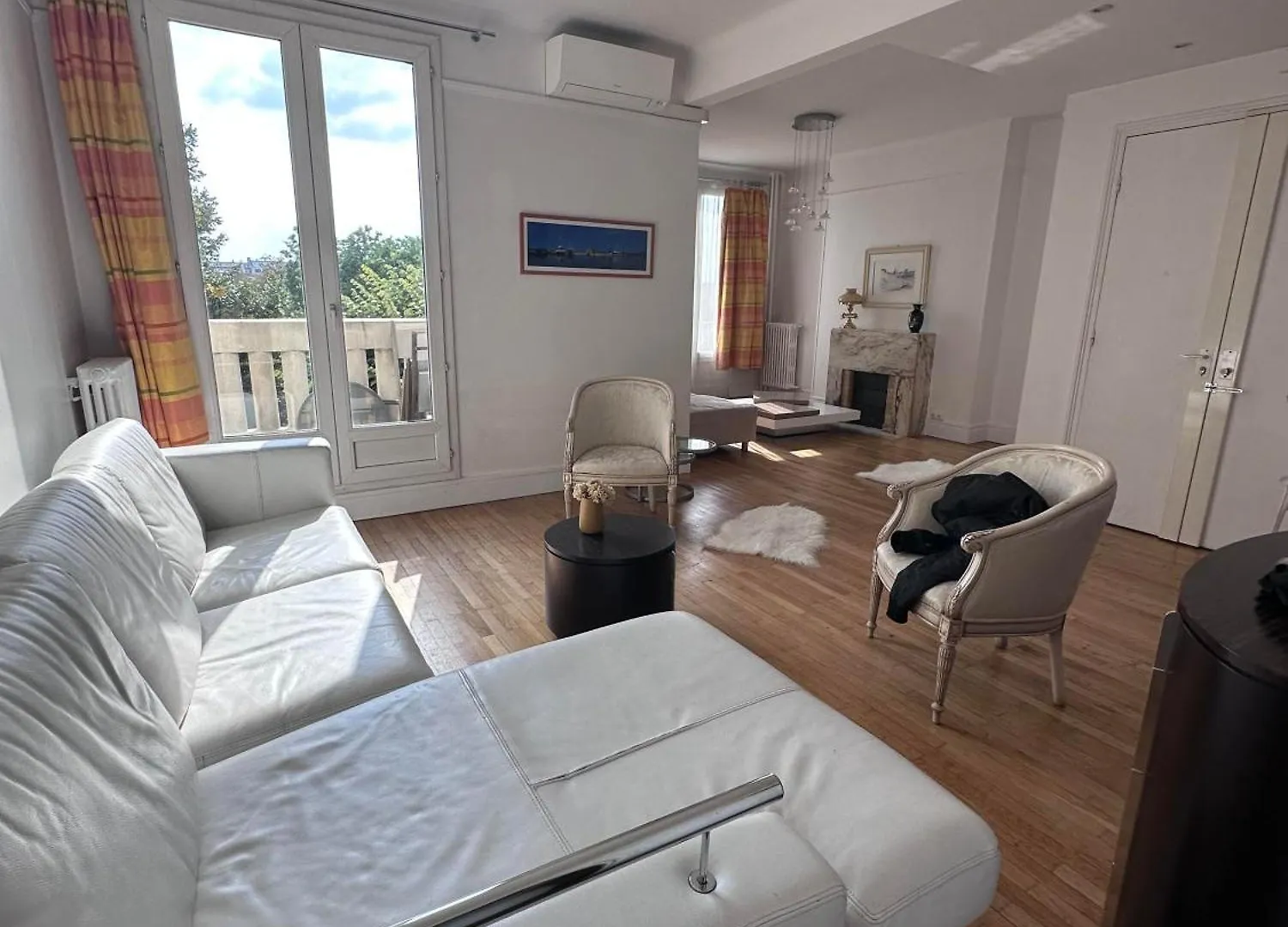Luxueux Appartement A La Porte D\'Auteuil - 16Eme Arrondissement contacts